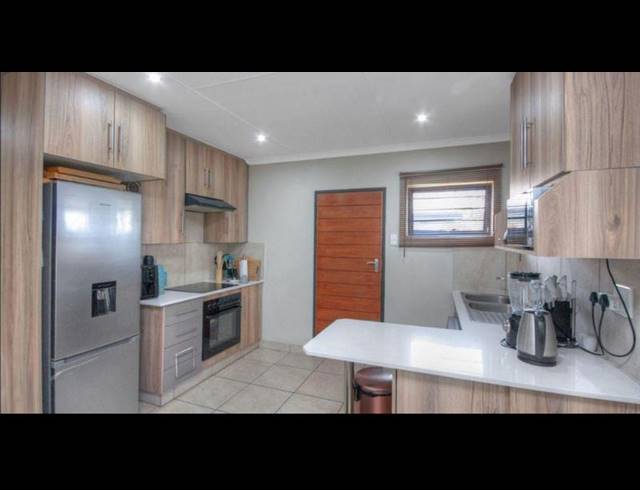 3 BEDROOM HOUSE FOR SALE IN LEOPARD’S REST